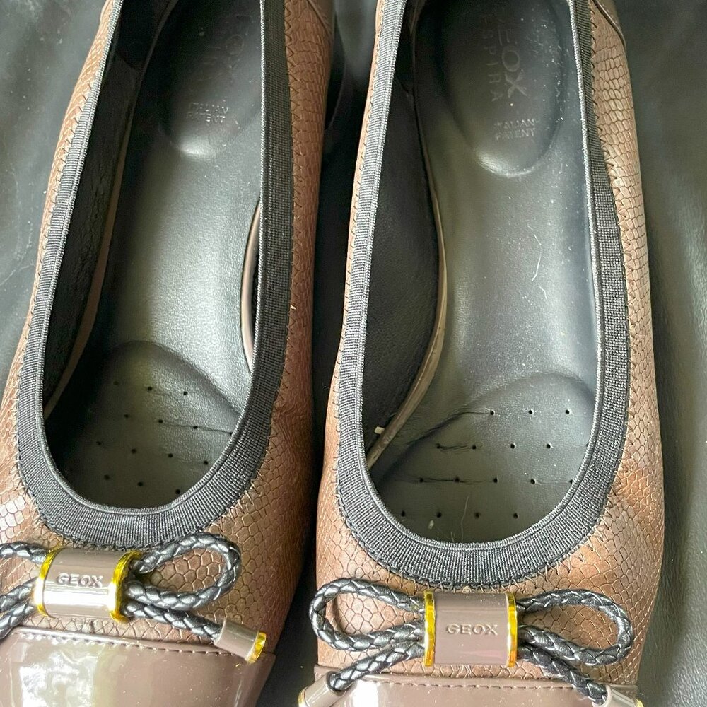 Ladies Leather & Patent Leather shoes